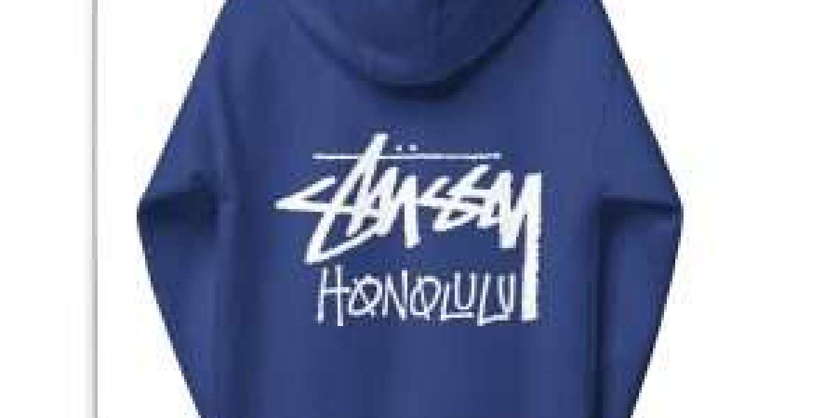 From Surf to Street: The Evolution of the Stüssy Fashion Empire