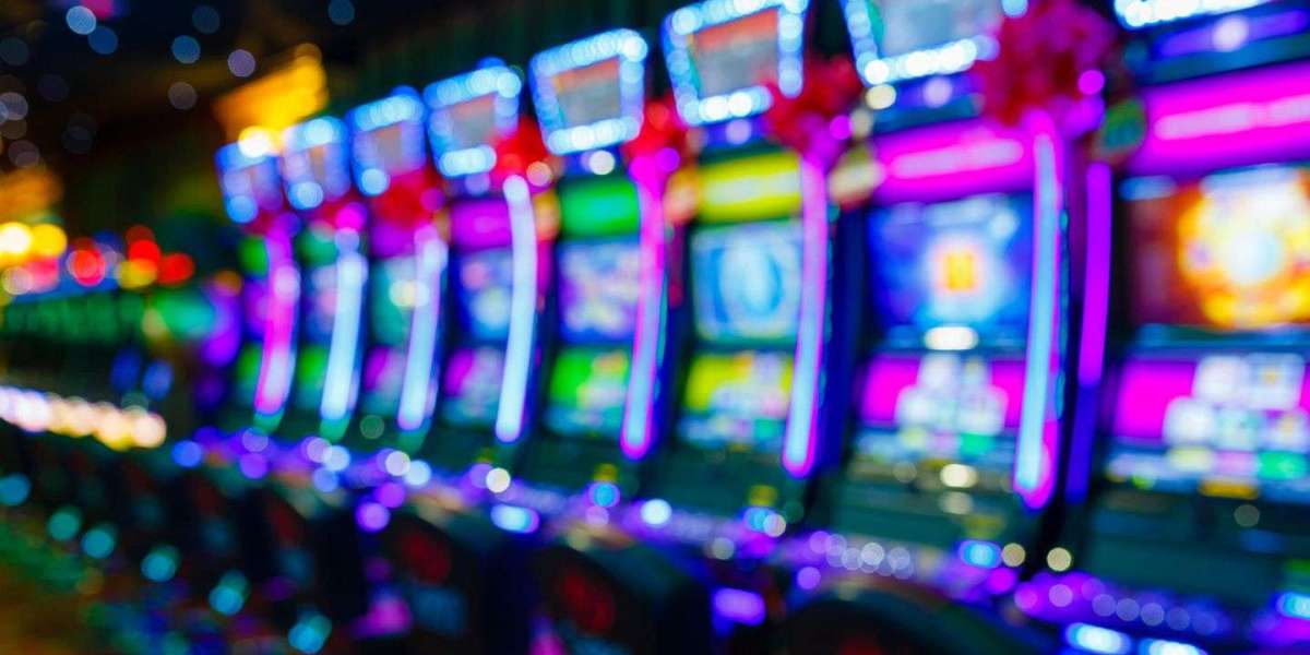 Come Funzionano le Slot Machine dei Casinò